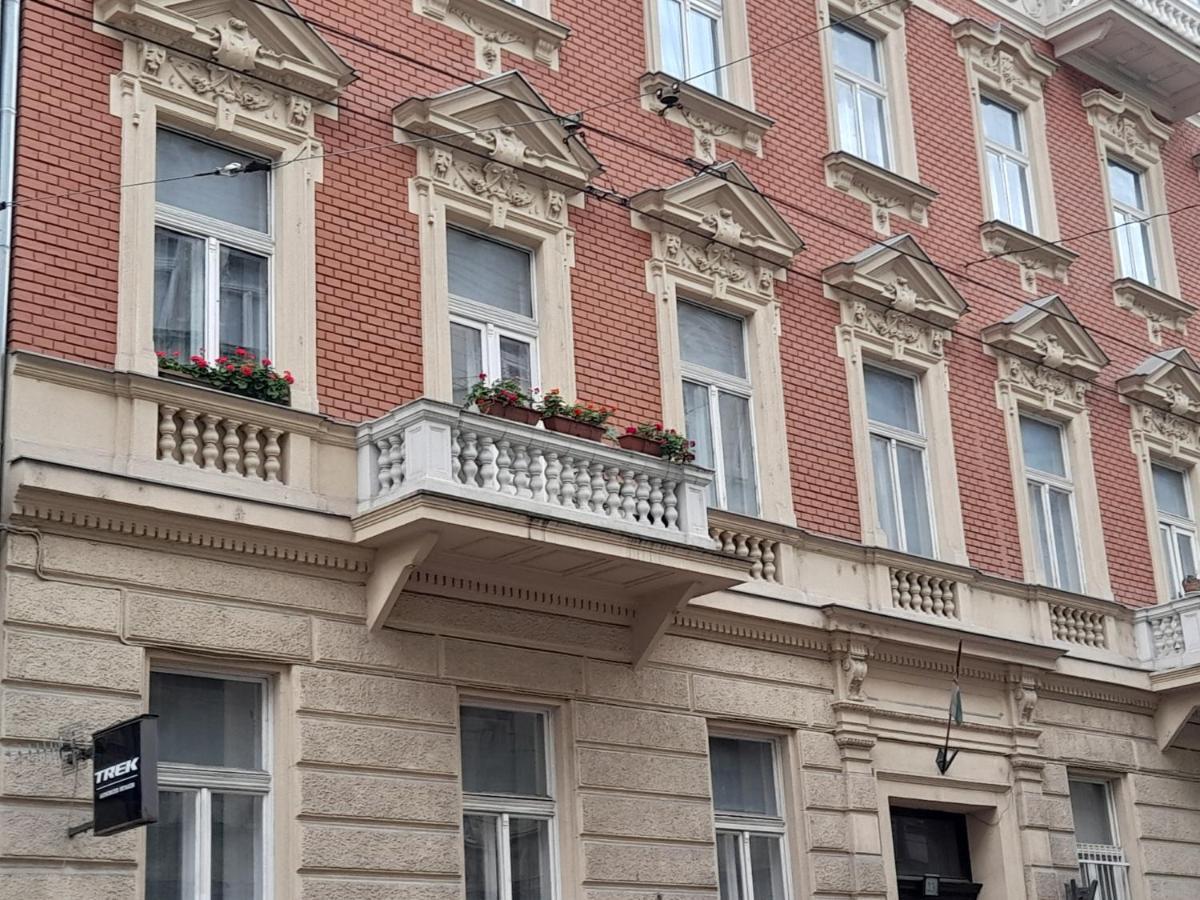 Oktogon Beautiful Relaxing Apartment Budapest Exterior photo
